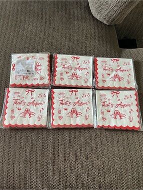 That’s Amore Party Napkins Red White Scalloped 20 Count Lot of 6 Packs